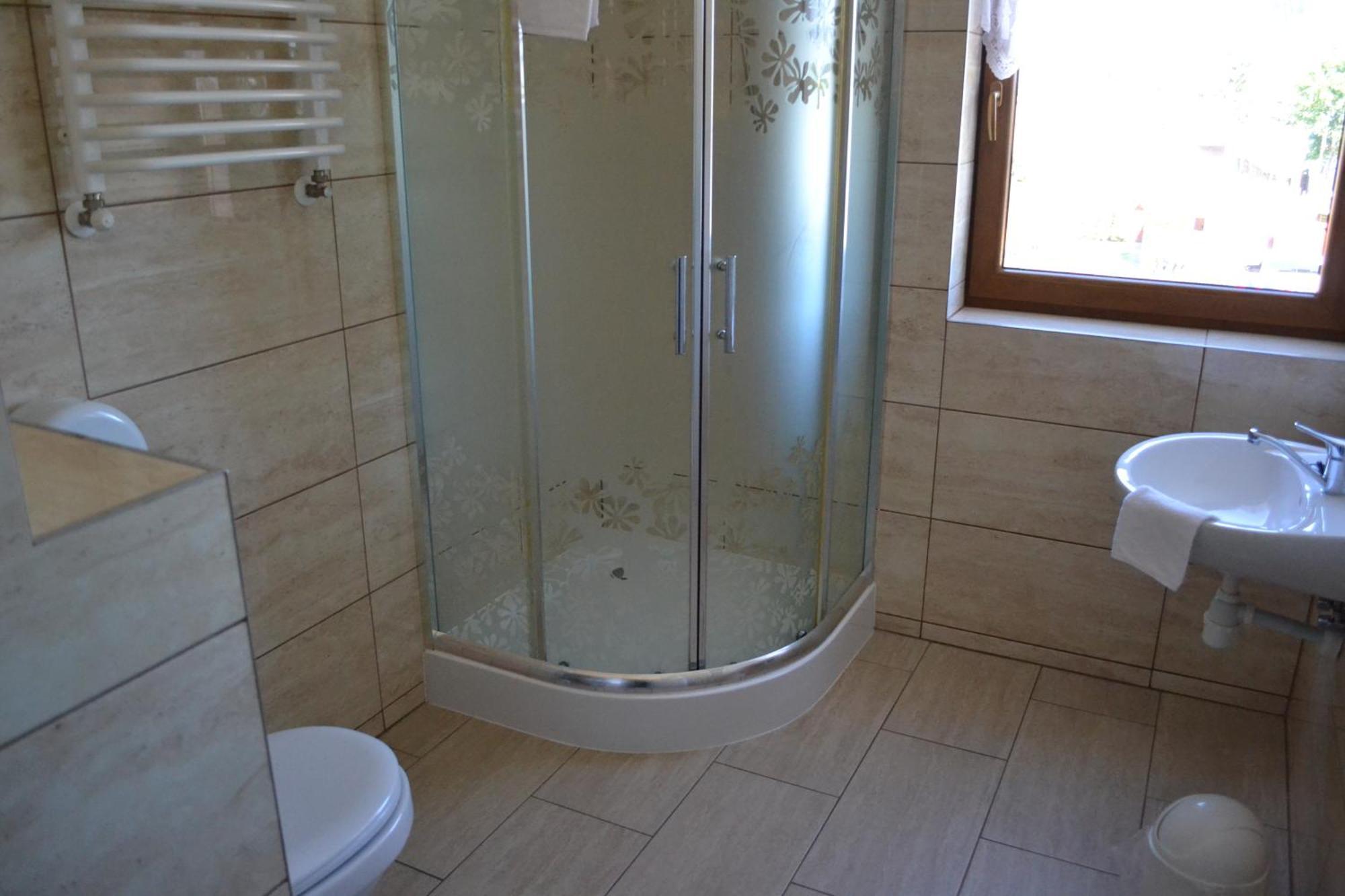 Gosciniec Kaszebe Bed & Breakfast Leba Exterior photo